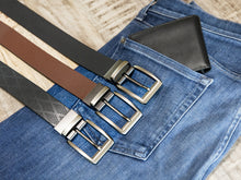 Load image into Gallery viewer, 1.25 Inch Reversible Leather Belt