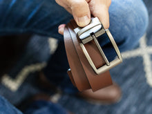 Load image into Gallery viewer, 1.25 Inch Reversible Leather Belt
