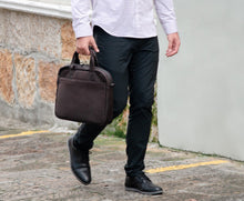 Load image into Gallery viewer, León Full Grain Leather Briefcase / Messenger Bag