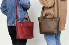 Load image into Gallery viewer, Quinn Crossbody