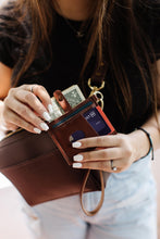 Load image into Gallery viewer, Everly Wristlet Wallet