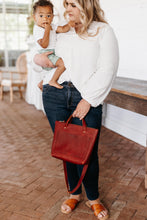 Load image into Gallery viewer, Quinn Crossbody