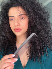 Load image into Gallery viewer, Carbon Fiber Combs (Handmade in Chicago)