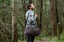 Load image into Gallery viewer, León Duffel/Weekender Carry-On Full Grain Leather Bags