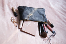 Load image into Gallery viewer, Zipper Pouch