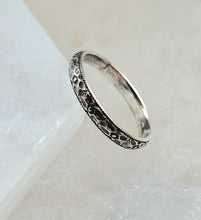 Load image into Gallery viewer, Romance Ring