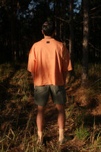 Load image into Gallery viewer, Contrast stitch tee