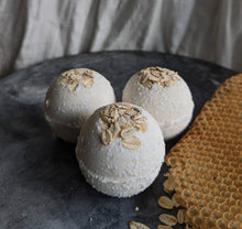 Load image into Gallery viewer, Bath Bombs
