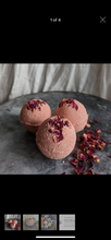Load image into Gallery viewer, Bath Bombs