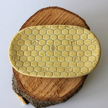 Load image into Gallery viewer, Beehive Soap Dish