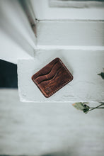 Load image into Gallery viewer, Bexley 5 Leather Wallet
