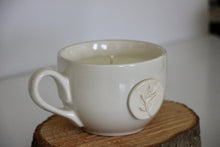 Load image into Gallery viewer, Community Naturals Mug Candle