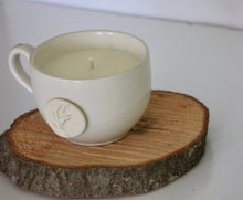Load image into Gallery viewer, Community Naturals Mug Candle