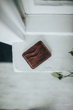 Load image into Gallery viewer, Bexley 5 Leather Wallet
